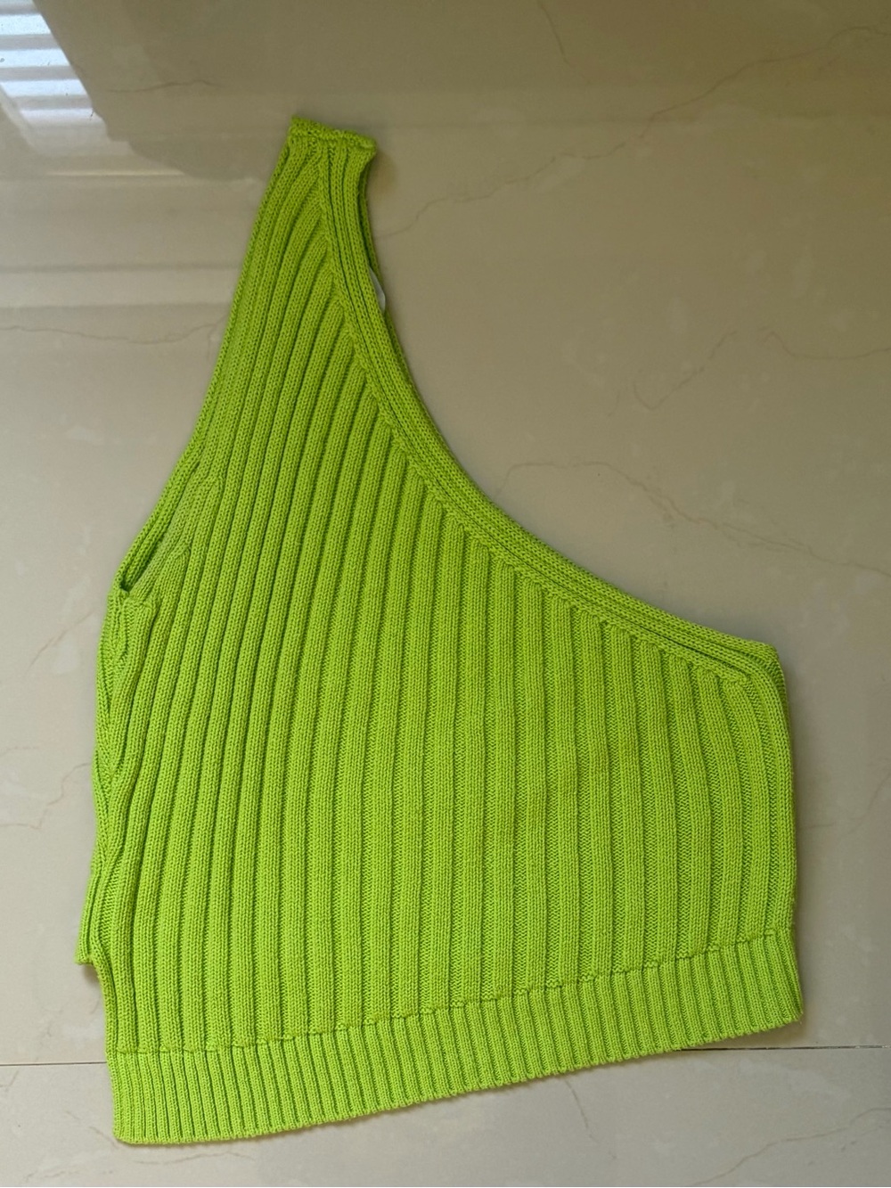 One-Shoulder  lime green Zara top